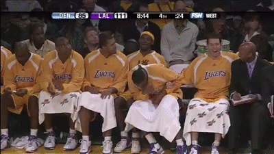 Quand tu n'assures pas avec une femme, voila comment tes potes te chambrent